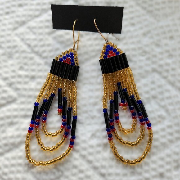 Vintage Seed bead Earrings - Picture 4 of 5